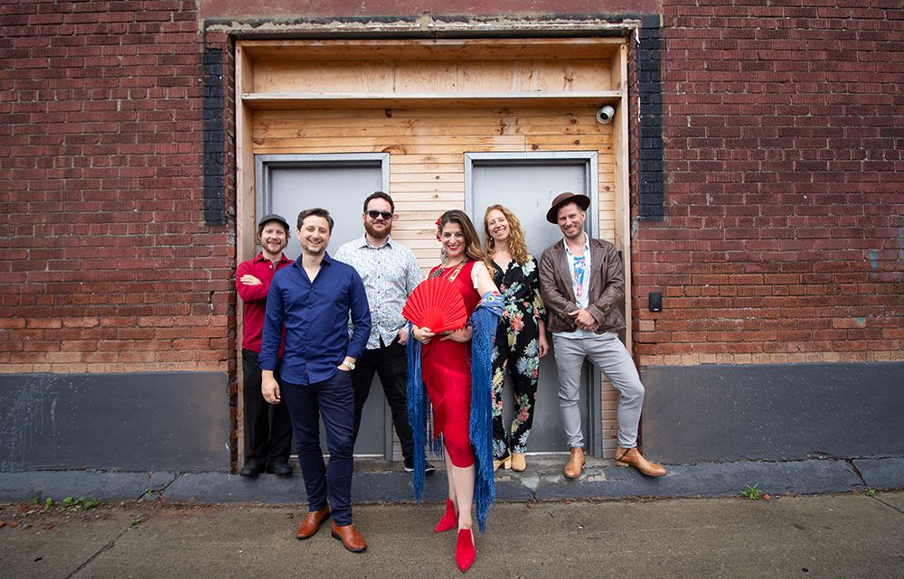 Tamar Ilana & Ventanas